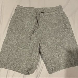 xs h&m gray sweatshorts